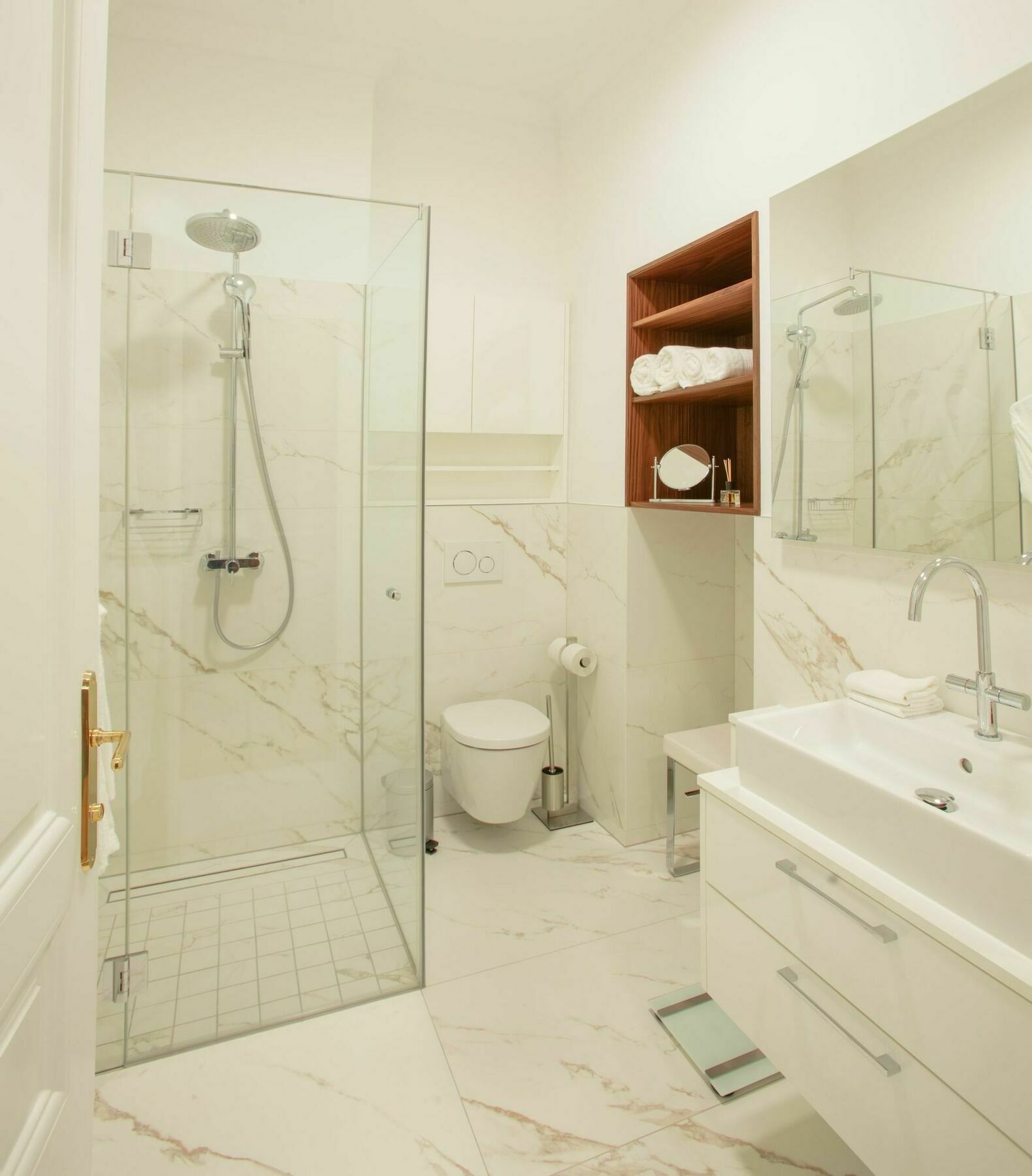 Imperium Residence - Experience The Most Luxurious Apartment In Vienna Center Buitenkant foto